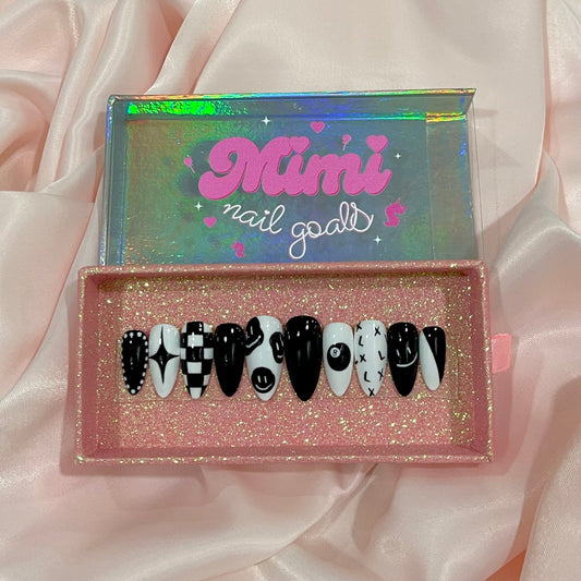 Black & White🤍🖤