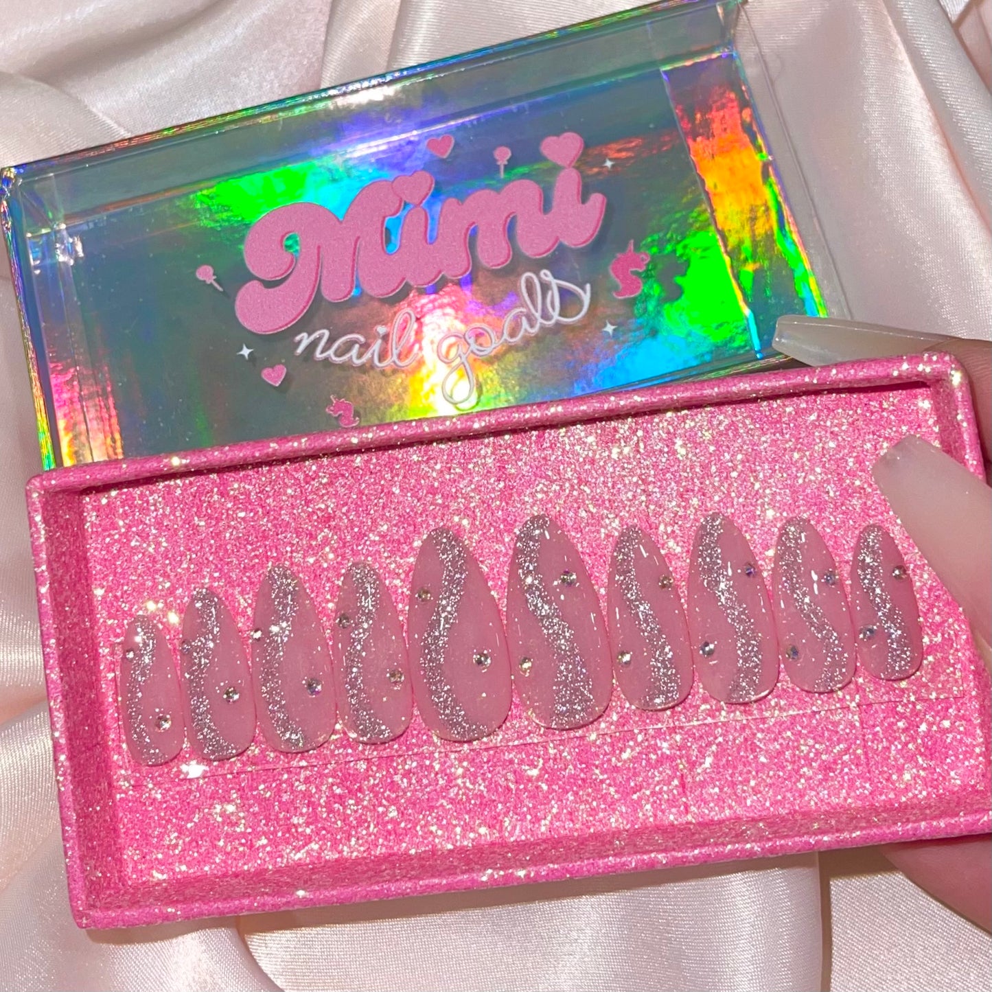 Reflective Silver✨